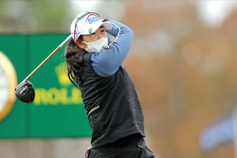 2020-12-15T044904Z_1_LYNXMPEGBE07W_RTROPTP_4_GOLF.JPG