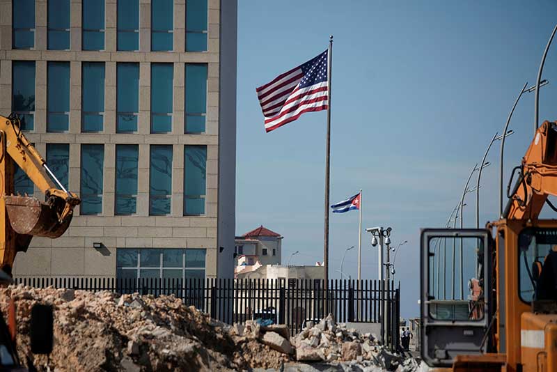 2020-12-15T221052Z_1_LYNXMPEGBE1QP_RTROPTP_4_CUBA-USA-DIPLOMATS.JPG