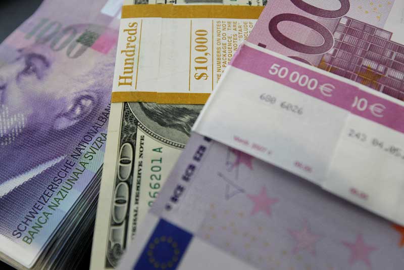 2020-12-16T201118Z_1_LYNXMPEGBF1KF_RTROPTP_4_USA-CURRENCY-MANIPULATION-SWISS.JPG