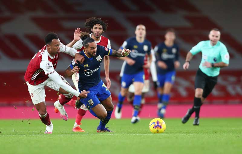 2020-12-16T205631Z_1_LYNXMPEGBF1LW_RTROPTP_4_SOCCER-ENGLAND-ARS-SOU-REPORT.JPG