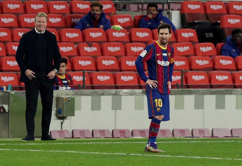 2020-12-21T213026Z_1_LYNXMPEGBK1JW_RTROPTP_4_SOCCER-SPAIN-MESSI-FANS.JPG