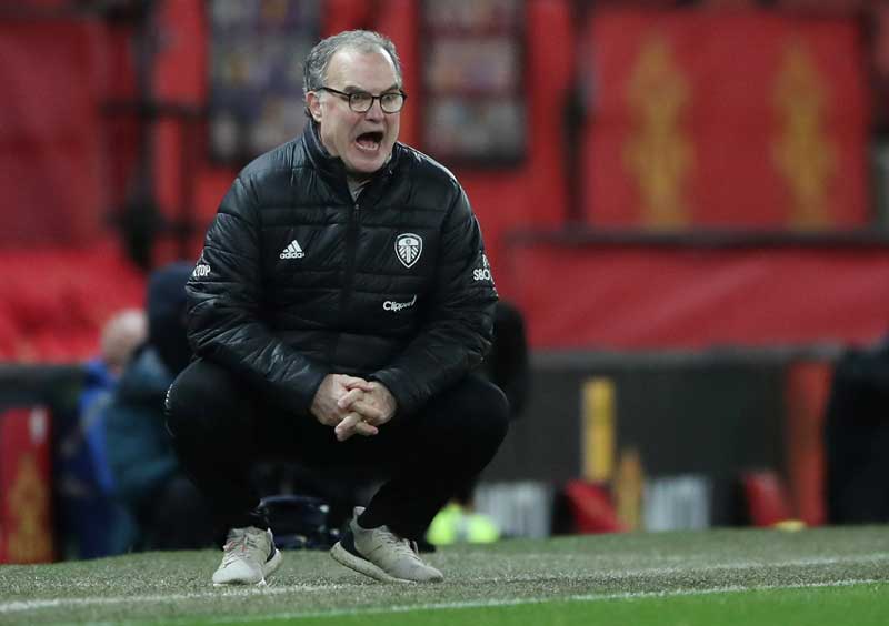2020-12-24T155128Z_1_LYNXMPEGBN0WZ_RTROPTP_4_SOCCER-ENGLAND-LEE-BUR-PREVIEW.JPG