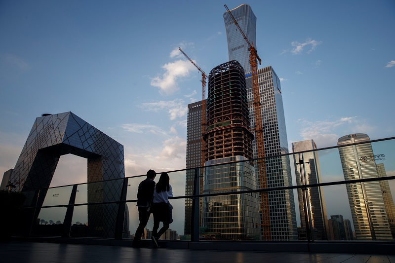 2020-12-26T034242Z_2_LYNXMPEGBP007_RTROPTP_4_CHINA-ECONOMY-GDP.JPG