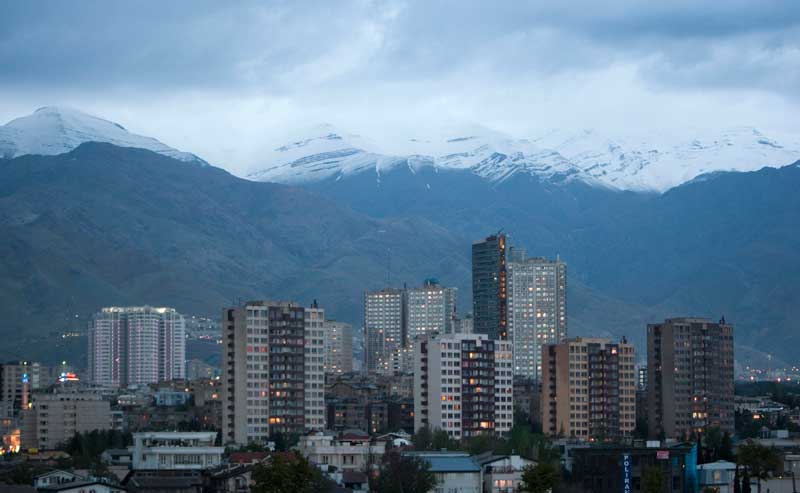 2020-12-27T185429Z_1_LYNXMPEGBQ0C1_RTROPTP_4_IRAN.JPG