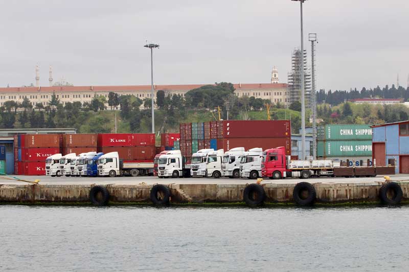 2020-12-27T201704Z_1_LYNXMPEGBQ0CI_RTROPTP_4_BRITAIN-EU-TURKEY.JPG