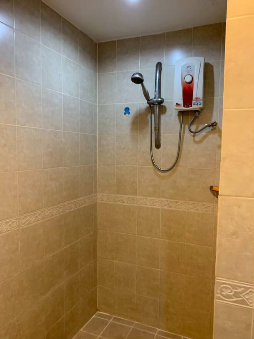 Toilet 6.jpg