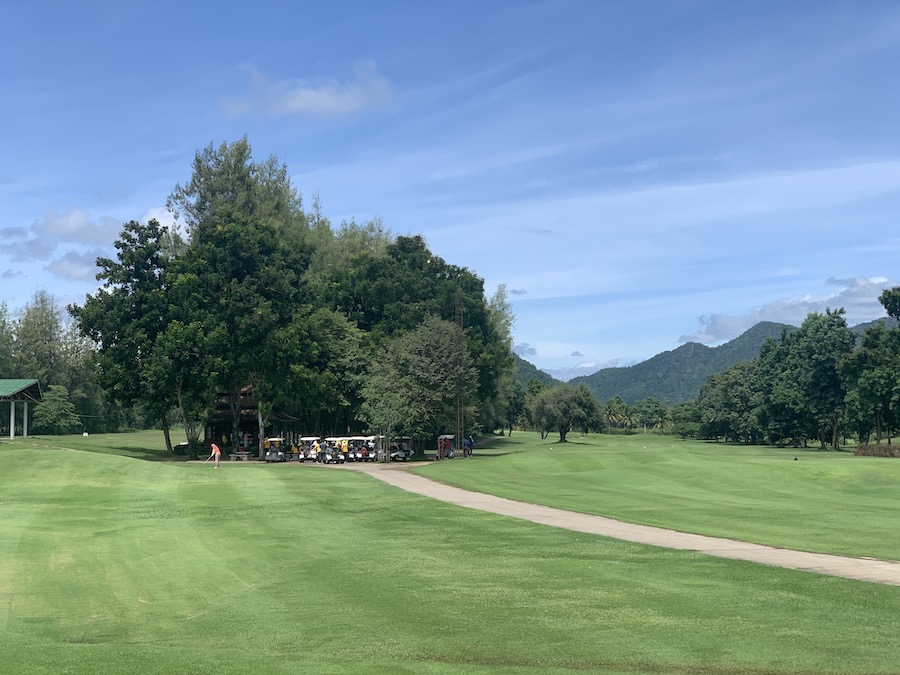 golf course 2.jpg