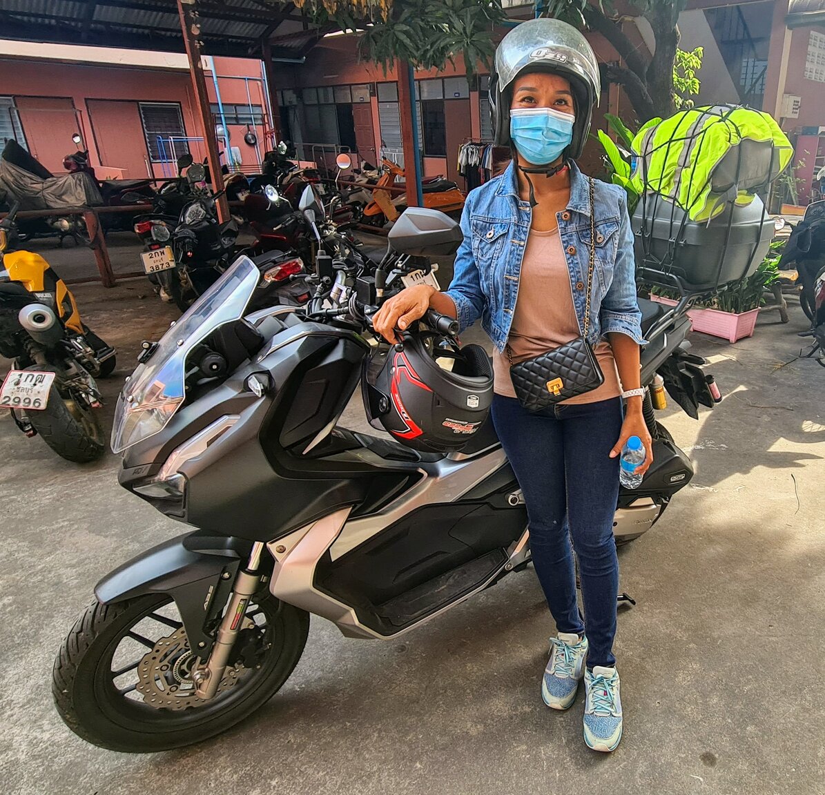 Honda ADV150 Scooter.jpg