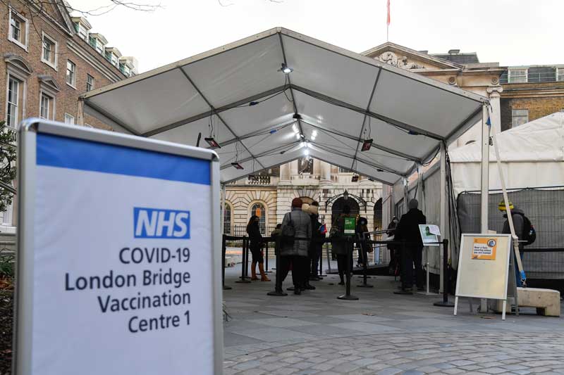 2021-01-03T221726Z_1_LYNXMPEH020D0_RTROPTP_4_HEALTH-CORONAVIRUS-BRITAIN.JPG