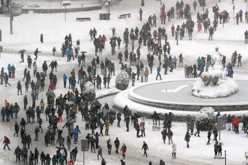 2021-01-09T151351Z_2_LYNXMPEH080BO_RTROPTP_4_SPAIN-WEATHER-SNOW.JPG