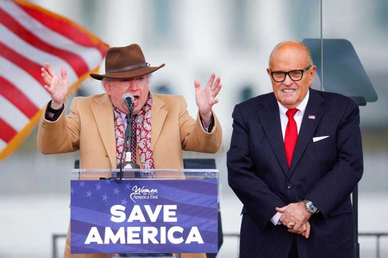 2021-01-10T223922Z_1_LYNXMPEH090HT_RTROPTP_4_USA-ELECTION-TRUMP.JPG