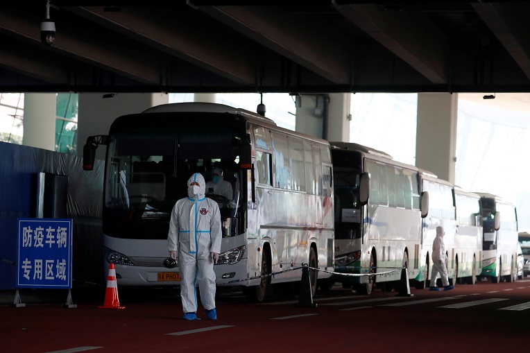 2021-01-14T035854Z_1_LYNXMPEH0D07H_RTROPTP_4_HEALTH-CORONAVIRUS-WHO-CHINA.JPG