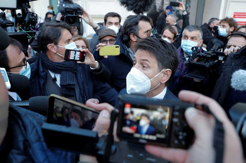 2021-01-14T115459Z_1_LYNXMPEH0D0SO_RTROPTP_4_ITALY-POLITICS.JPG
