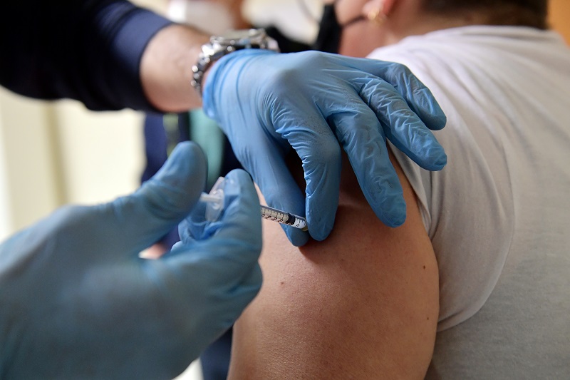2021-01-23T163825Z_1_LYNXMPEH0M0CH_RTROPTP_4_HEALTH-CORONAVIRUS-ITALY.JPG