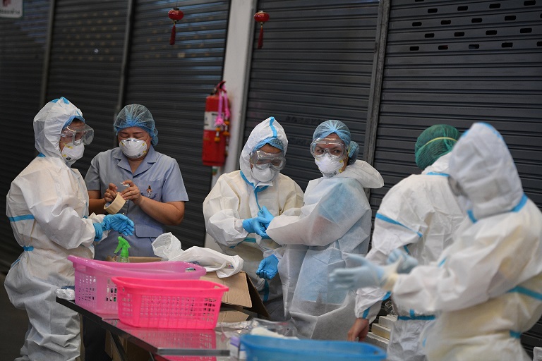 2021-01-25T045045Z_1_LYNXMPEH0O0AH_RTROPTP_4_HEALTH-CORONAVIRUS-THAILAND.JPG