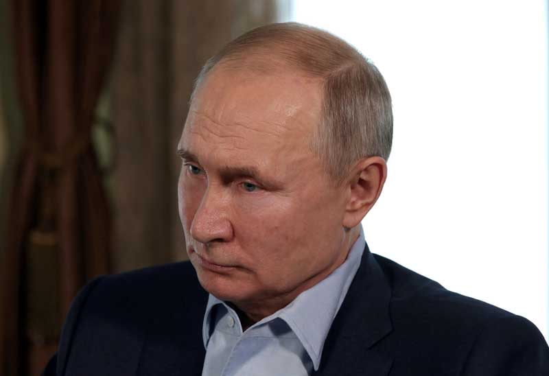 2021-01-25T145215Z_1_LYNXMPEH0O106_RTROPTP_4_RUSSIA-PUTIN-STUDENTS.JPG