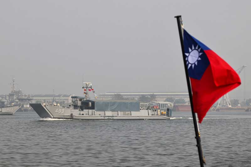2021-01-28T140552Z_1_LYNXMPEH0R171_RTROPTP_4_TAIWAN-SECURITY.JPG