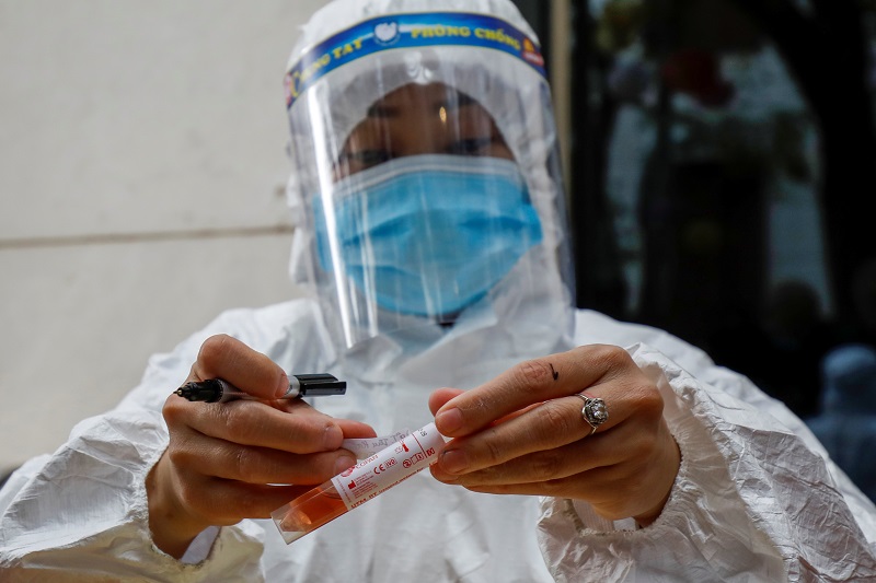 2021-01-29T083550Z_1_LYNXMPEH0S0HT_RTROPTP_4_HEALTH-CORONAVIRUS-VIETNAM.JPG