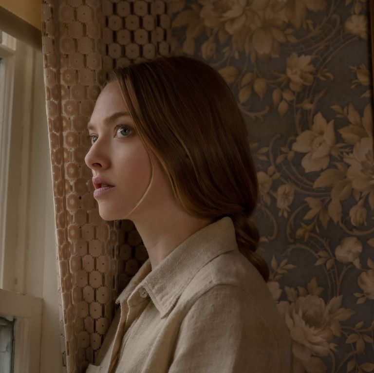 amanda-seyfried-netflix-movie-1610539472.jpeg
