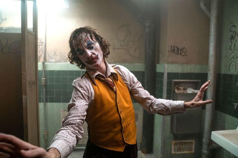 joaquin-phoenix-joker-1569510487.jpg
