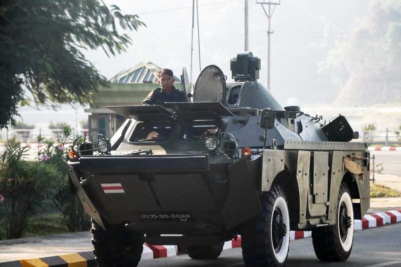 2021-02-01T180649Z_1_LYNXMPEH101WA_RTROPTP_4_MYANMAR-POLITICS.JPG