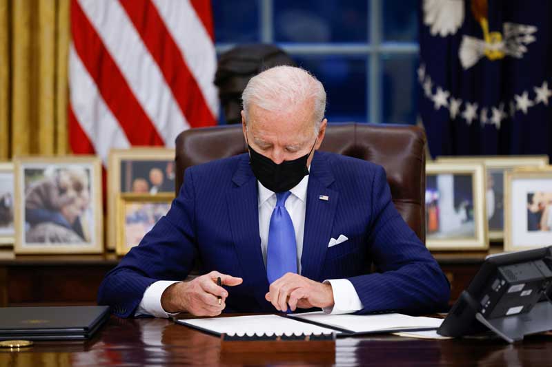 2021-02-03T014112Z_1_LYNXMPEH1202P_RTROPTP_4_USA-BIDEN.JPG