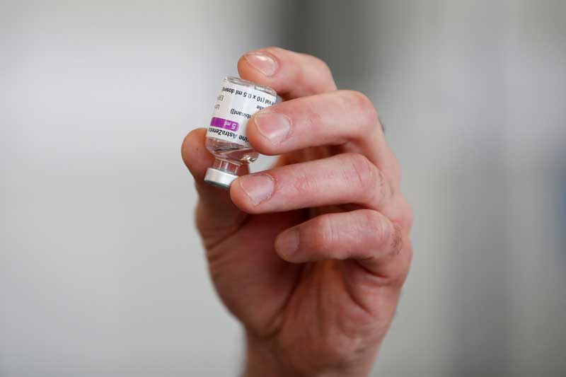 2021-02-08T034651Z_1_LYNXMPEH1706Q_RTROPTP_4_HEALTH-CORONAVIRUS-SAFRICA.JPG