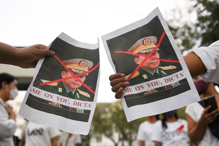 2021-02-10T081858Z_2_LYNXMPEH190MR_RTROPTP_4_MYANMAR-POLITICS-THAILAND.JPG