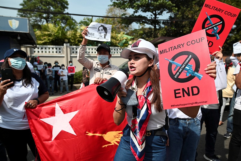 2021-02-12T164045Z_6_LYNXMPEH1B0PU_RTROPTP_4_MYANMAR-POLITICS-UN-RIGHTS.JPG