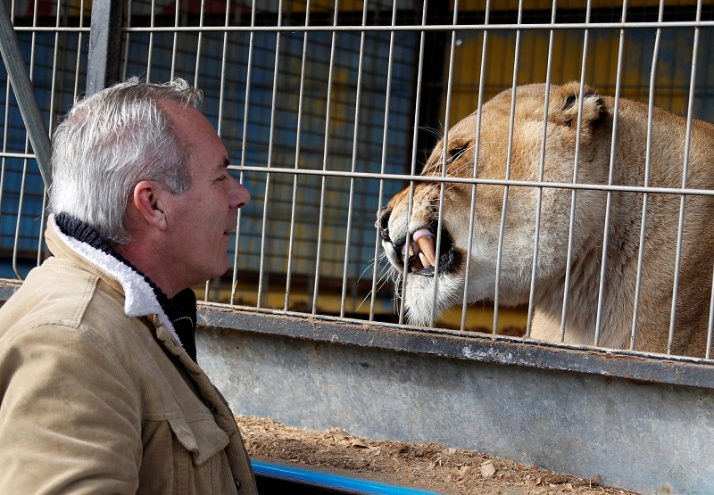 2021-02-12T164350Z_1_LYNXMPEH1B1EZ_RTROPTP_4_FRANCE-ANIMALS-CIRCUS.JPG