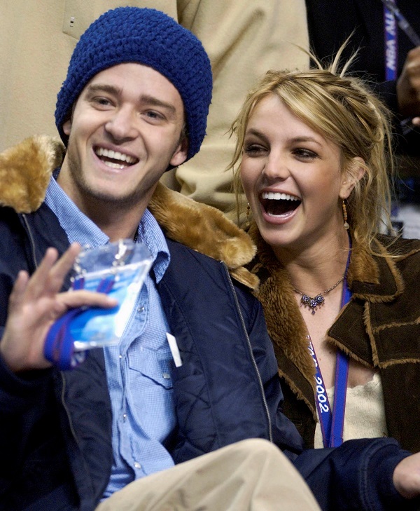 2021-02-13T032518Z_1_LYNXMPEH1C038_RTROPTP_4_PEOPLE-JUSTIN-TIMBERLAKE.JPG