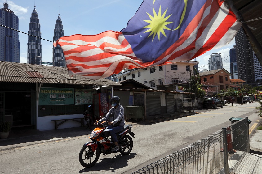 2021-02-16T024151Z_1_LYNXMPEH1F02O_RTROPTP_4_HEALTH-CORONAVIRUS-MALAYSIA.JPG