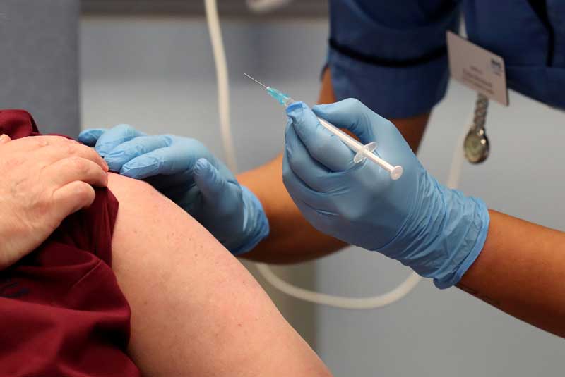 2021-02-17T150626Z_1_LYNXMPEH1G18W_RTROPTP_4_HEALTH-CORONAVIRUS-BRITAIN-CHALLENGE.JPG