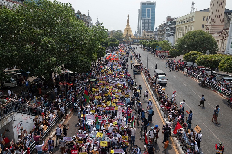 2021-02-18T092042Z_1_LYNXMPEH1H0IL_RTROPTP_4_MYANMAR-POLITICS.JPG