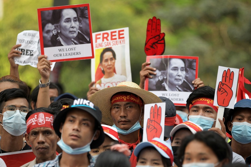2021-02-22T105528Z_1_LYNXMPEH1L0K8_RTROPTP_4_MYANMAR-POLITICS.JPG