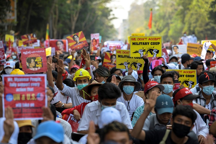 2021-02-23T023412Z_1_LYNXMPEH1M02Y_RTROPTP_4_MYANMAR-POLITICS.JPG