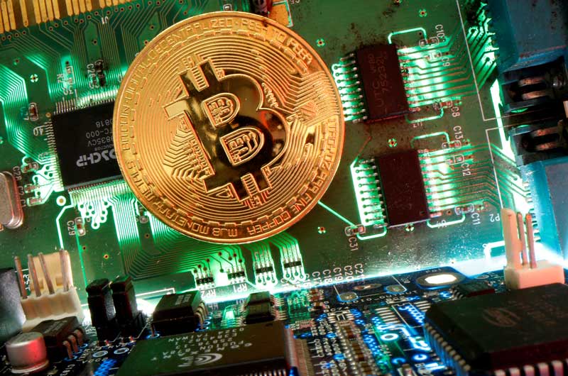 2021-02-28T135251Z_1_LYNXNPEH1R091_RTROPTP_4_CRYPTO-CURRENCY-BITCOIN.JPG