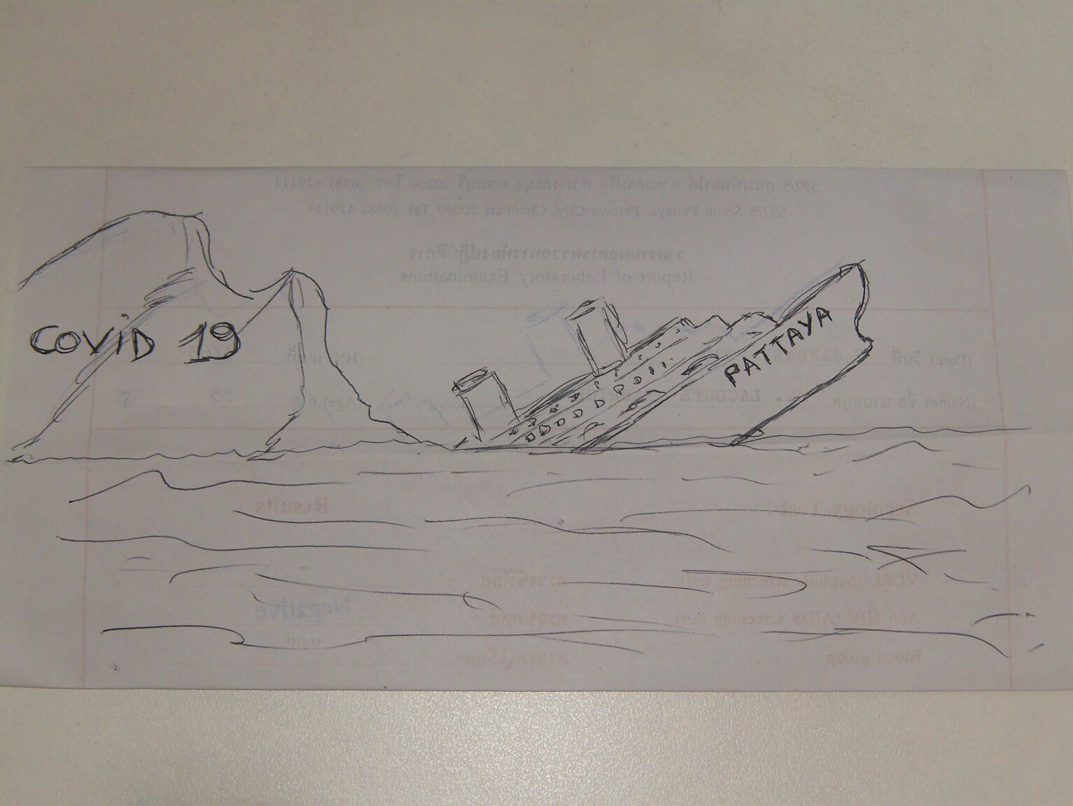 pattaya titanic 001.JPG