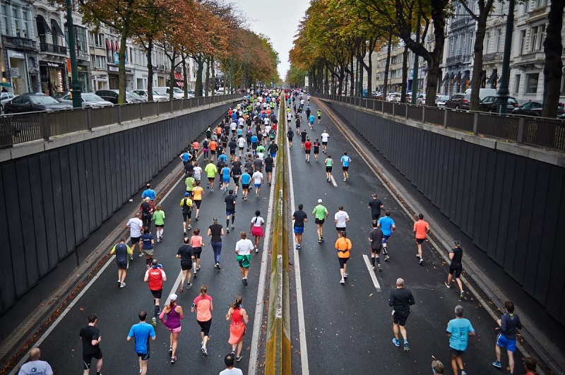 street-marathon-1149220_1920-scaled.jpg