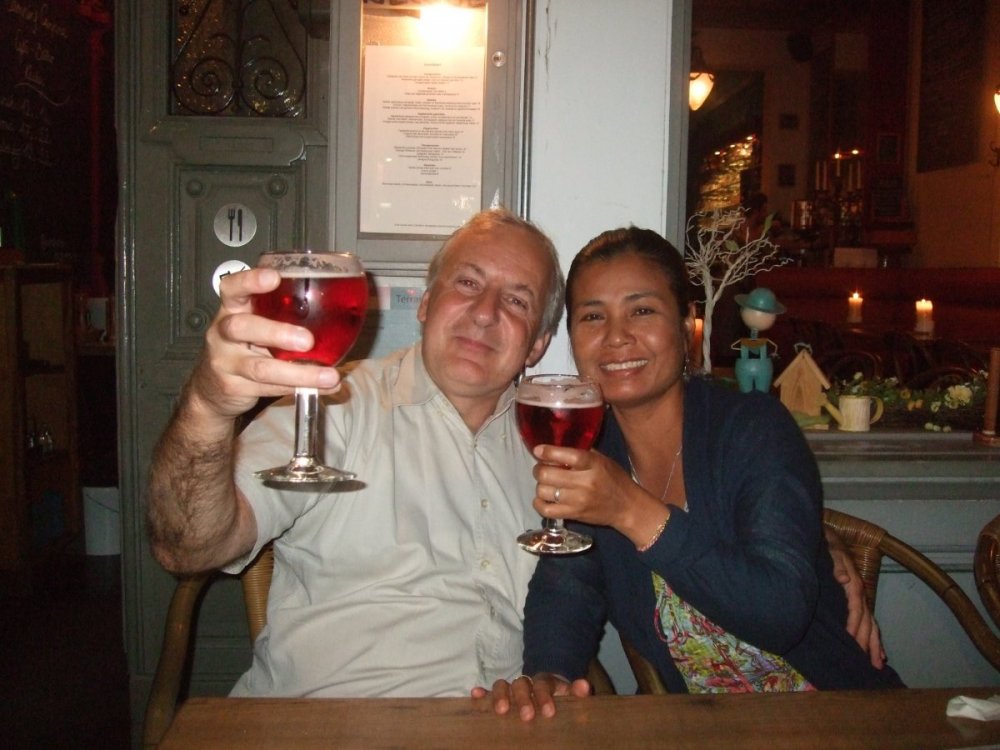 Pranee en Peter - Schol.JPG