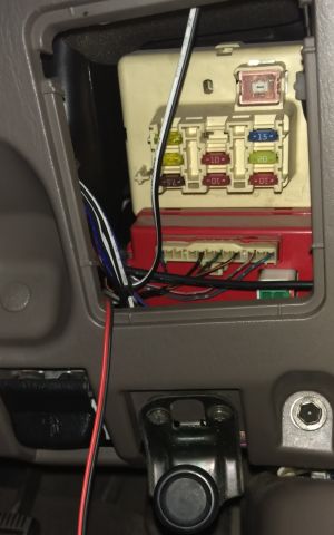 182062488_DriversPanelFuses400.jpg.4e398f35e8880729b0a274b7658e18fa.jpg