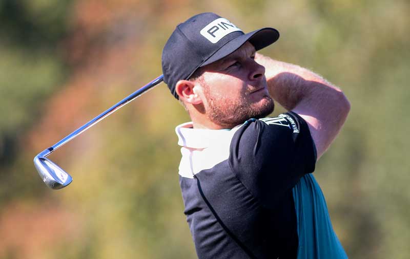 2021-03-03T191101Z_1_LYNXNPEH221EG_RTROPTP_4_GOLF.JPG