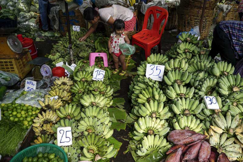 2021-03-05T053532Z_1_LYNXMPEH2407Z_RTROPTP_4_THAILAND-ECONOMY-INFLATION.JPG