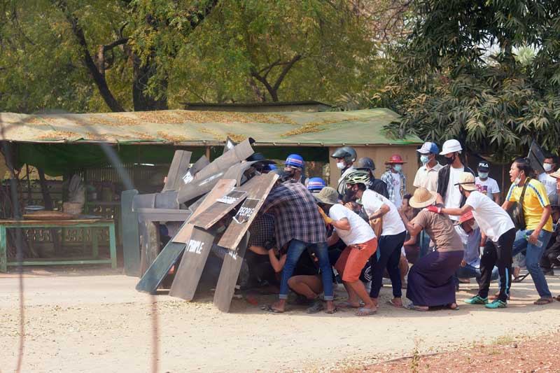 2021-03-07T113301Z_1_LYNXMPEH2607W_RTROPTP_4_MYANMAR-POLITICS.JPG