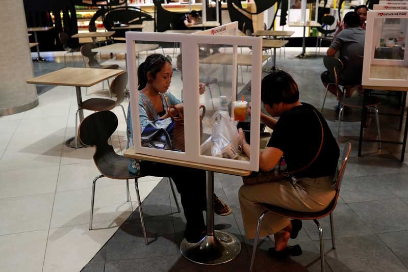2021-03-11T034620Z_1_LYNXMPEH2A05R_RTROPTP_4_THAILAND-ECONOMY-CONSUMERSENTIMENT.JPG