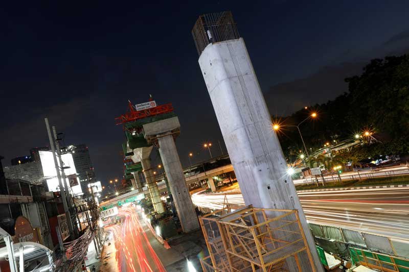 2021-03-17T025952Z_1_LYNXMPEH2G05I_RTROPTP_4_THAILAND-ECONOMY.JPG