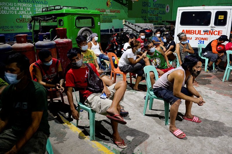 2021-03-20T082144Z_1_LYNXMPEH2J03O_RTROPTP_4_HEALTH-CORONAVIRUS-PHILIPPINES.JPG