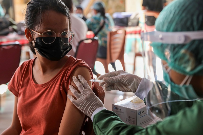 2021-03-27T144049Z_1_LYNXMPEH2Q087_RTROPTP_4_HEALTH-CORONAVIRUS-INDONESIA.JPG