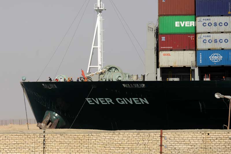 2021-03-29T183157Z_3_LYNXMPEH2S10F_RTROPTP_4_EGYPT-SUEZCANAL-SHIP.JPG