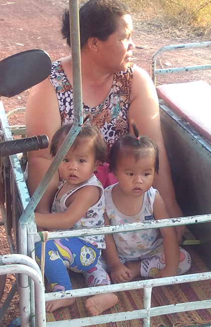 839923986_twins01.png.c51f82d4549d0fe283722f822a1746a7.png